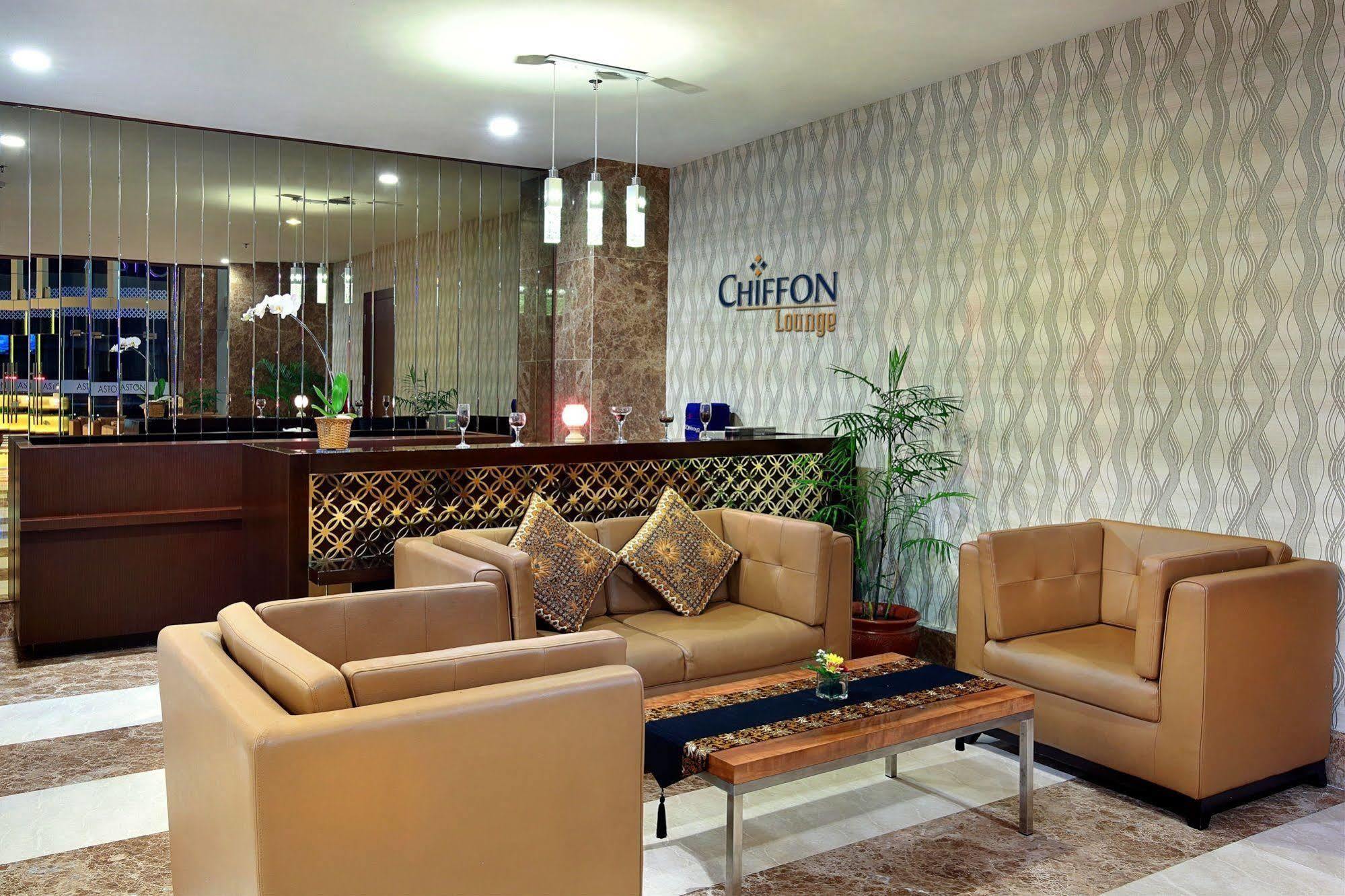 ASTON Solo Hotel Esterno foto